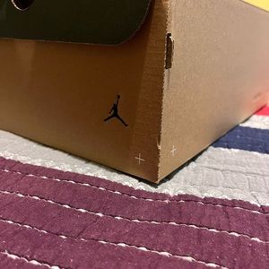 Jordan Delta 2 (Lightning)